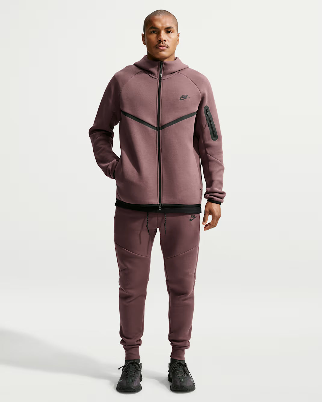 Nike Tech Fleece Tracksuit | Men's Full Zip Hoodie & Joggers | Premium Sportswear for Gym