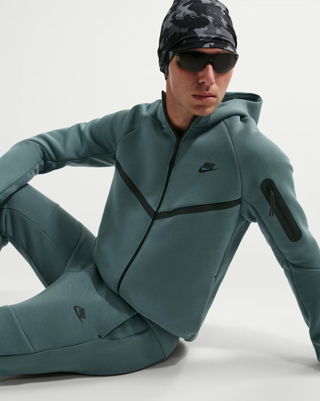 Nike Tech Fleece Tracksuit | Men's Full Zip Hoodie & Joggers | Premium Sportswear for Gym, Running & Casual Wear